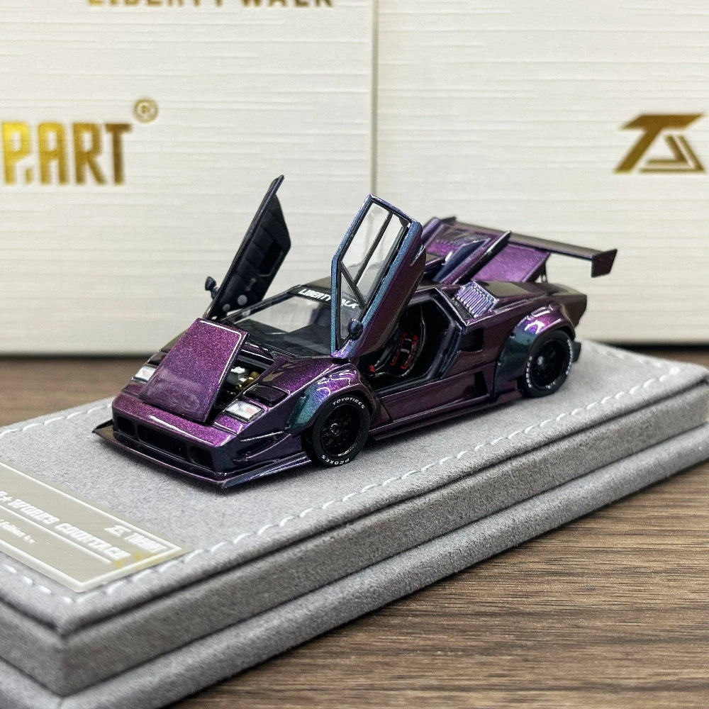 Lamborghini Countach Diecast Car 1:64 Scale – High-end collector's model car